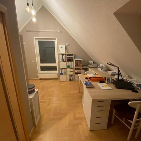 Gemutliches Zimmer Im Dachgeschoss Witten Exteriér fotografie